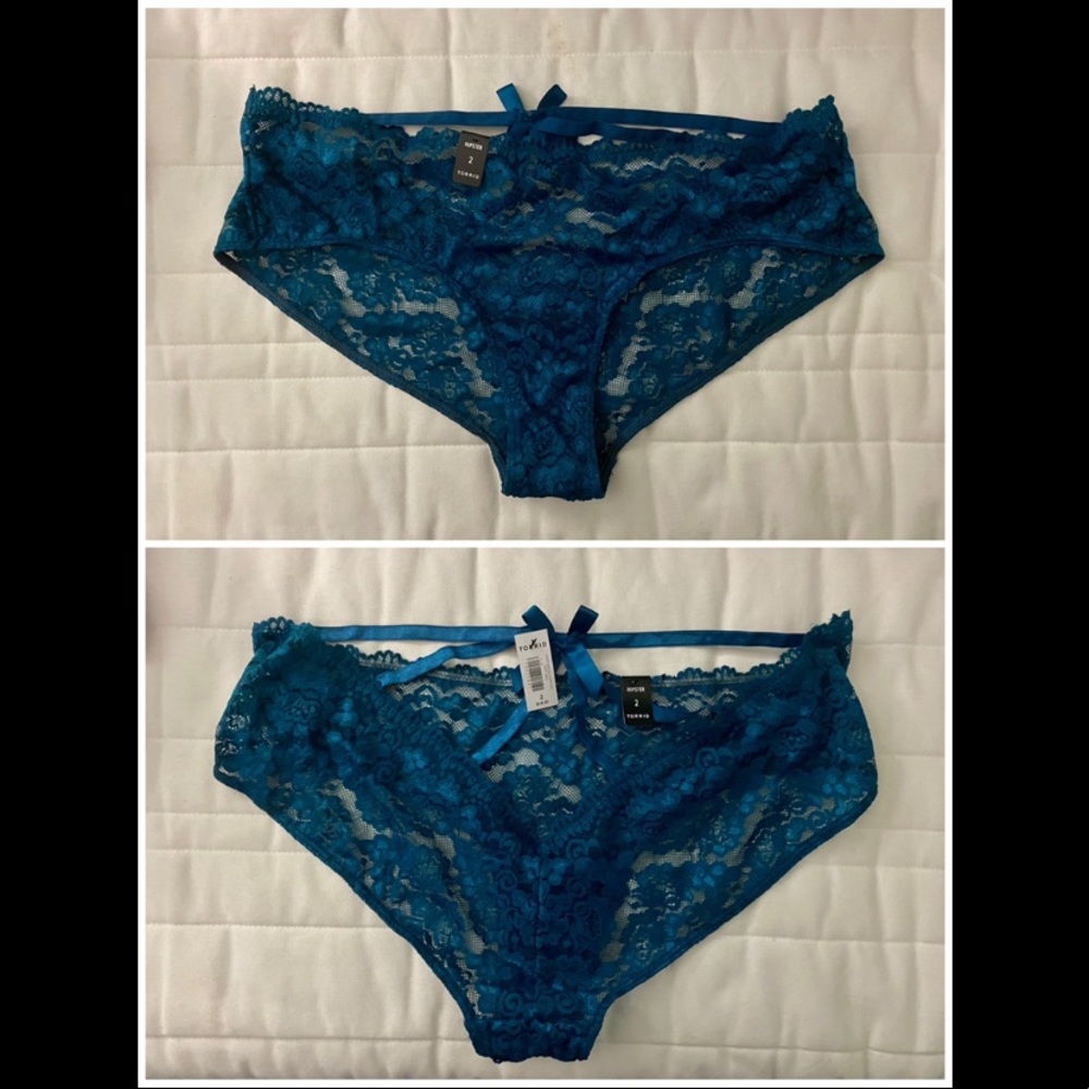 Lace hipster panty